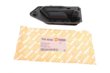 Ручка дверей, ліва AUTOTECHTEILE 505 0035