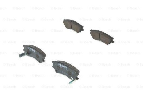 Комплект гальмівних колодок BOSCH 0986424575
