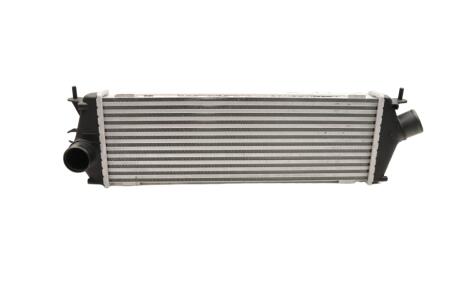Радіатор інтеркулера OPEL VIVARO A (F7) 03-14; RENAULT TRAFIC II (EL) 06- FAST FT55599
