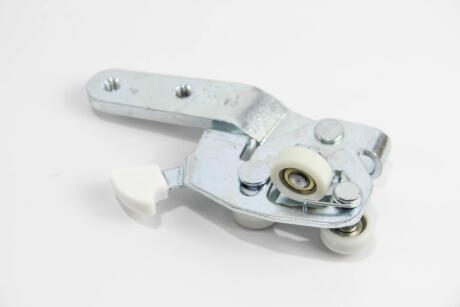 Ролик зсувних дверей Ducato/Boxer 02-06 (нижній/з кроншт.) Goodrem RM8029