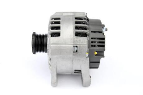 MITSUBISHI Генератор CARISMA 1.9 DI-D 00-06, OPEL MOVANO A 1.9 DTI 01-, VOLVO S40 I 1.9 DI 00-03, NISSAN PRIMASTAR 1.9 dCi 80 02-, RENAULT LAGUNA II 1.8 16V HELLA 8EL 011 710-561 (фото 1)