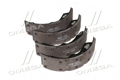 Колодки гальмівні барабанні задні Hyundai HD250/350 -98/HD45/HD46/HD65/HD72/HD78 04- (Mobis) Hyundai / Kia / Mobis 5830545A53