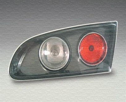 Задний фонарь левый внутрений SEAT IBIZA 04-08 MAGNETI MARELLI LLE572 (фото 1)