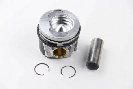 Поршень двигуна MAHLE / KNECHT 028 19 02 (фото 1)