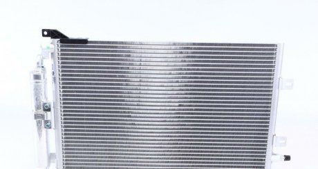 Радіатор кондиціонера MAHLE / KNECHT AC 720 000S