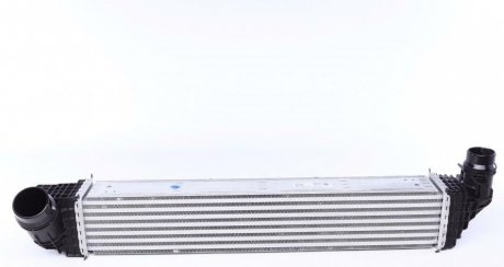 Радиатор интеркулера MAHLE / KNECHT CI 478 000P (фото 1)