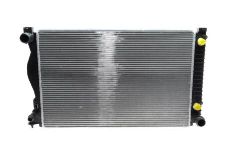 Радіатор 675 mm Audi A6 4F2 2.4-3.2 MAHLE / KNECHT CR 789 000S