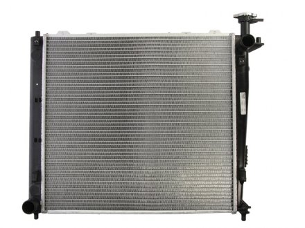 Радіатор охолоджування NISSENS 66782