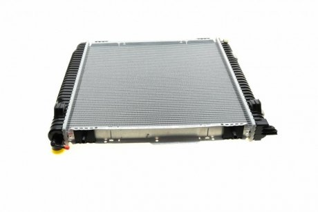 Радіатор охолодження двигуна NRF 59323 (фото 1)
