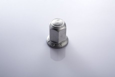 Гайка крепления колеса PE AUTOMOTIVE 047.130-00A (фото 1)
