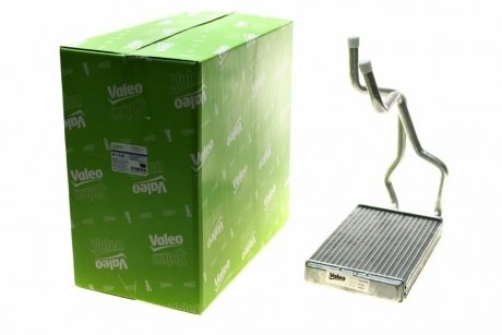 Радіатор Valeo 811525