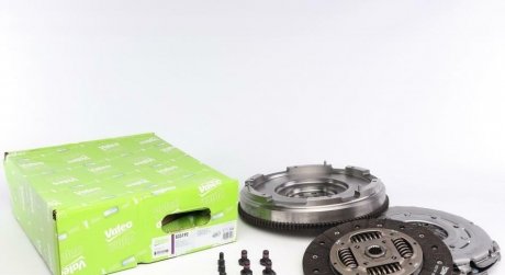 Зчеплення компл. + маховик NіSSAN/OPEL/RENAULT NV400/Movano/Master "2,3D "10>> Valeo 835192